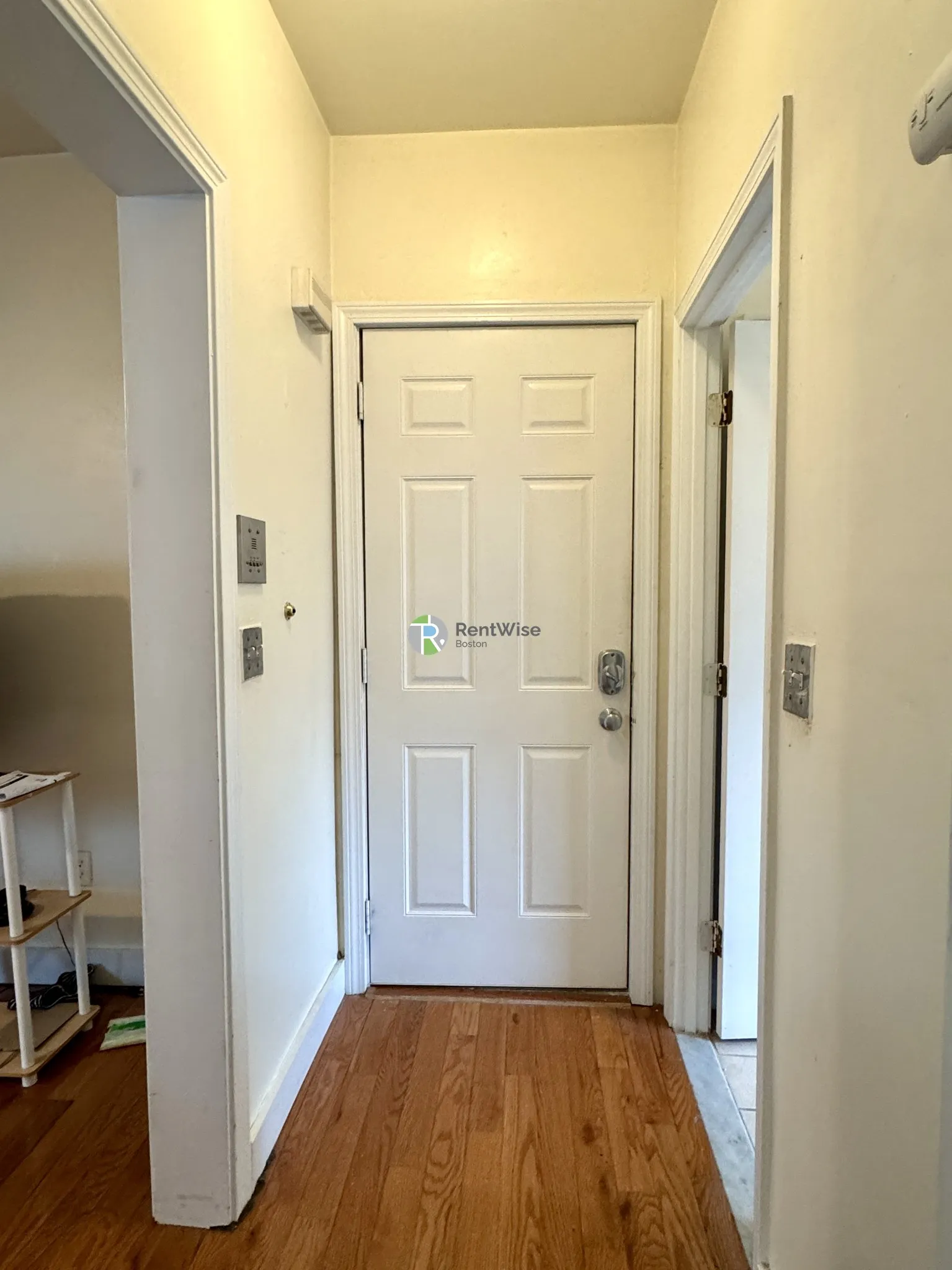 60 Walden St, Neighborhood Nine