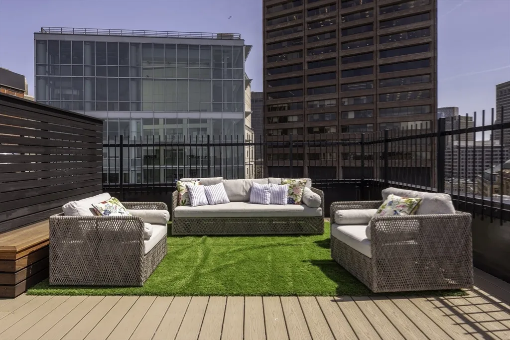 130 Bowdoin St, Beacon Hill