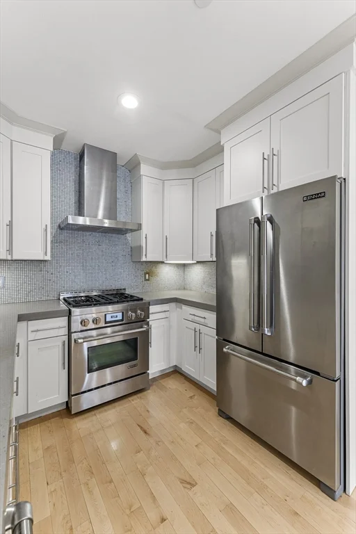 542 Dorchester Ave, South Boston