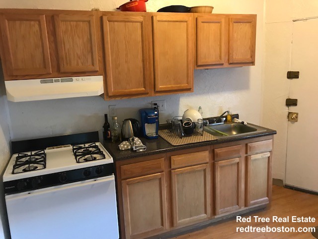 134 Englewood Ave, Brighton