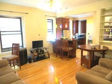 382 Commonwealth Ave, Back Bay