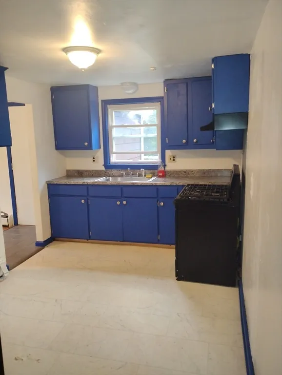 15 Robert Arey Dr, Randolph