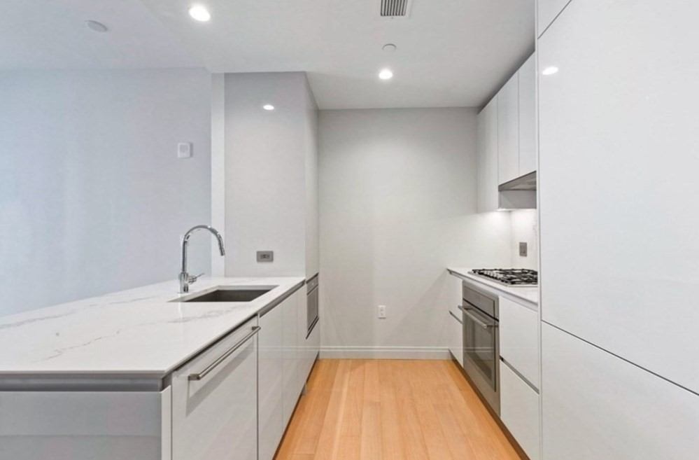 135 Seaport Blvd, Seaport District