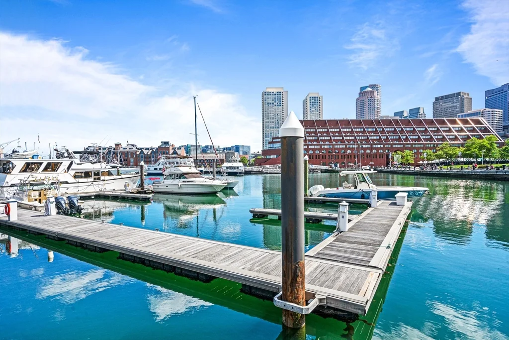 56 Commercial Wharf, Boston Downtown