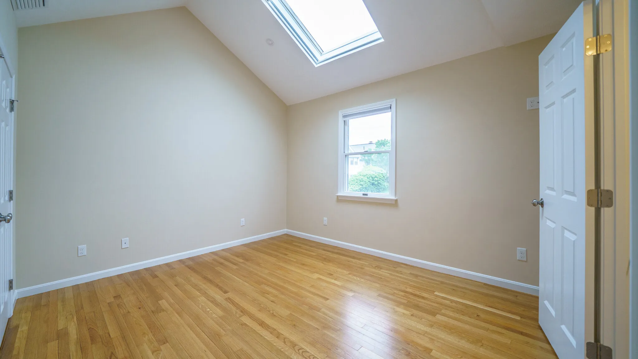 300 Adams St, Nonantum