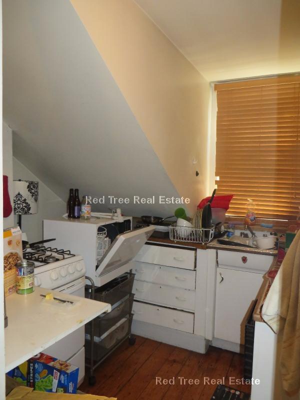 32 Irving St, Beacon Hill