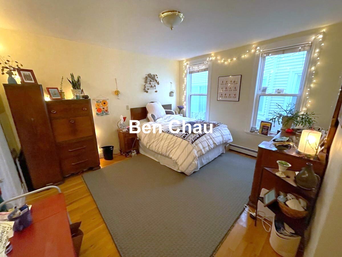 168 Putnam Ave, Riverside