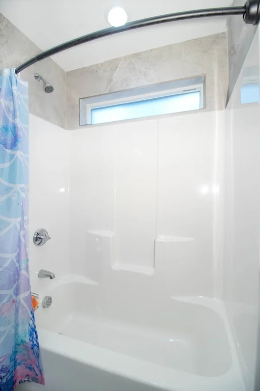 5 Morse Ave, Plainville