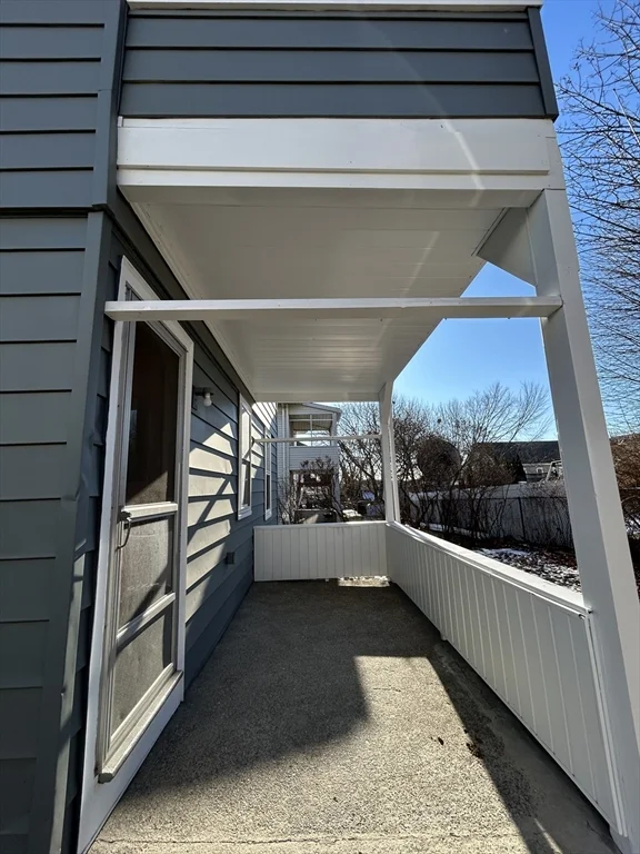 19 Oakland, Watertown