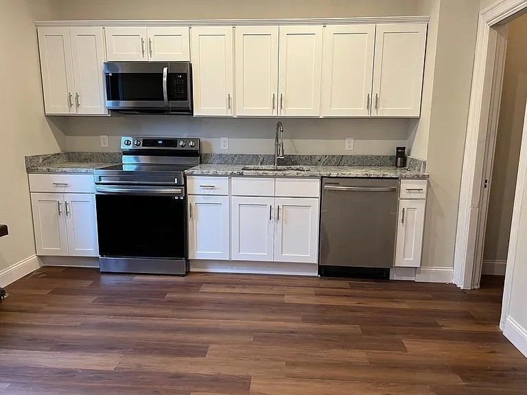 23 Woodville St, Roxbury