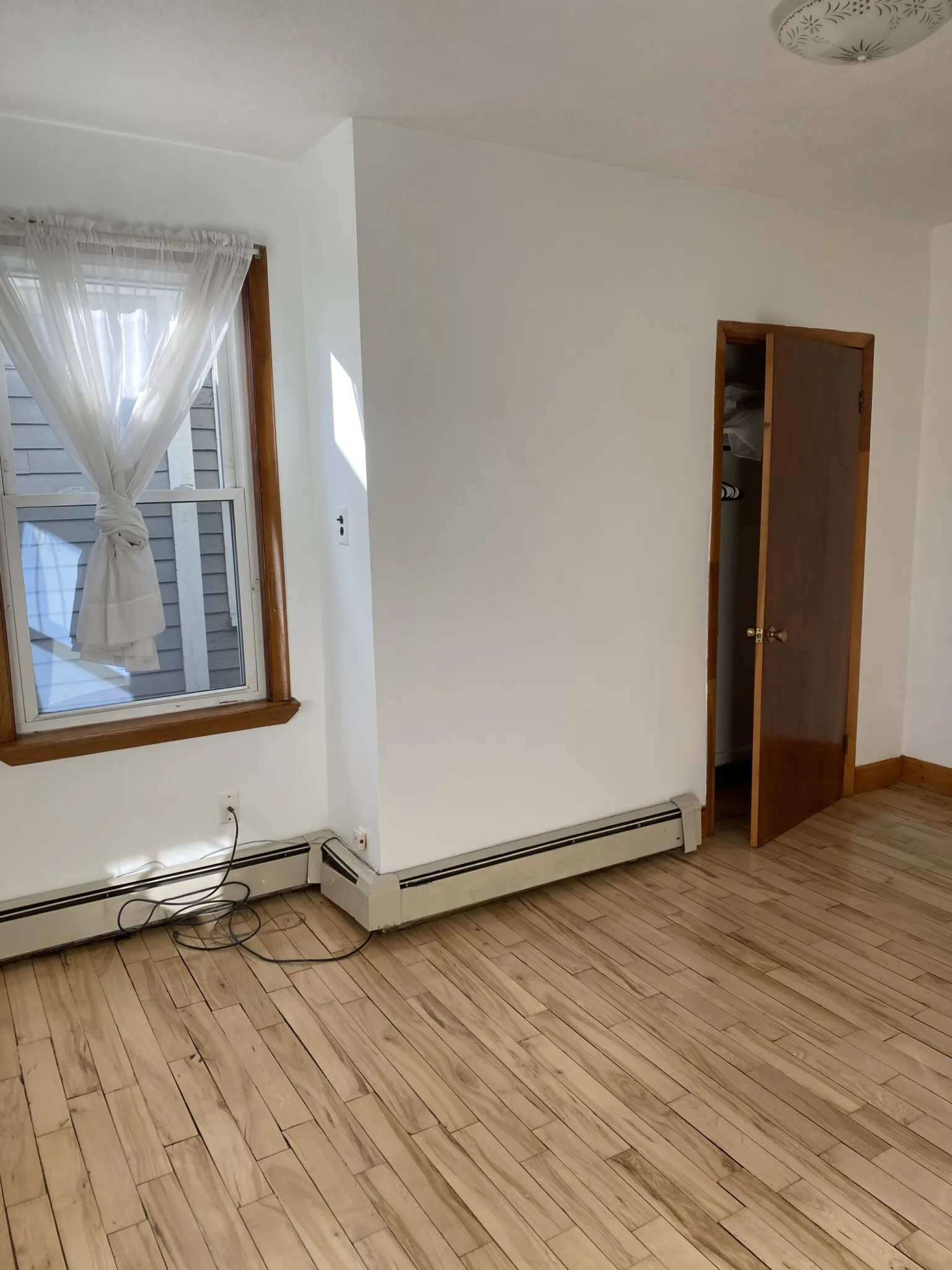 114 Thorndike St, East Cambridge