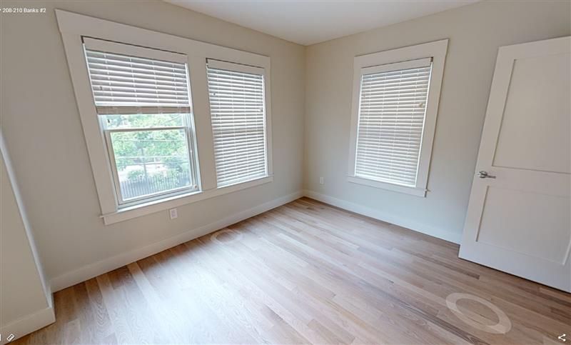 210 Banks St, Riverside