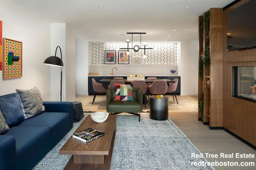 75 Saint Alphonsus St, Mission Hill