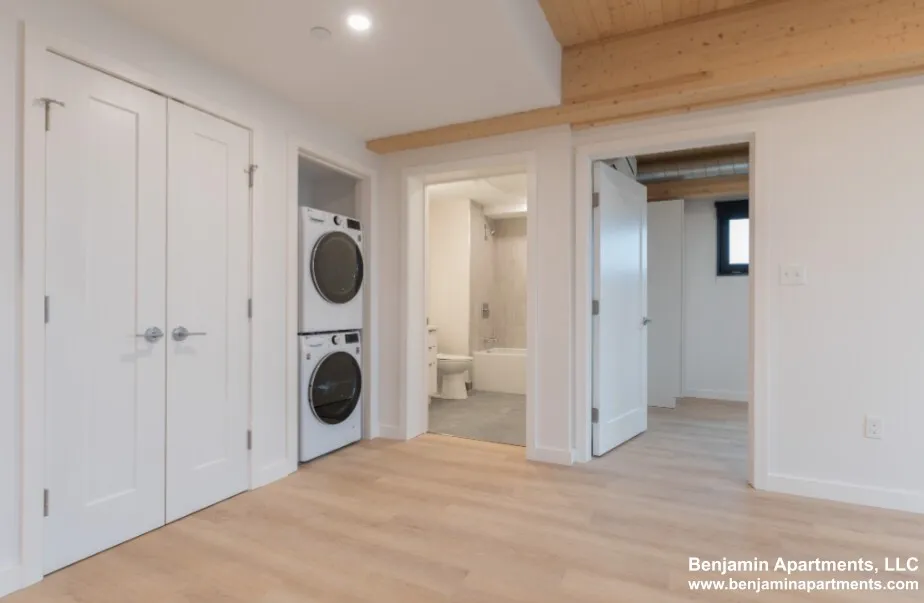 11 East Lenox St, Roxbury