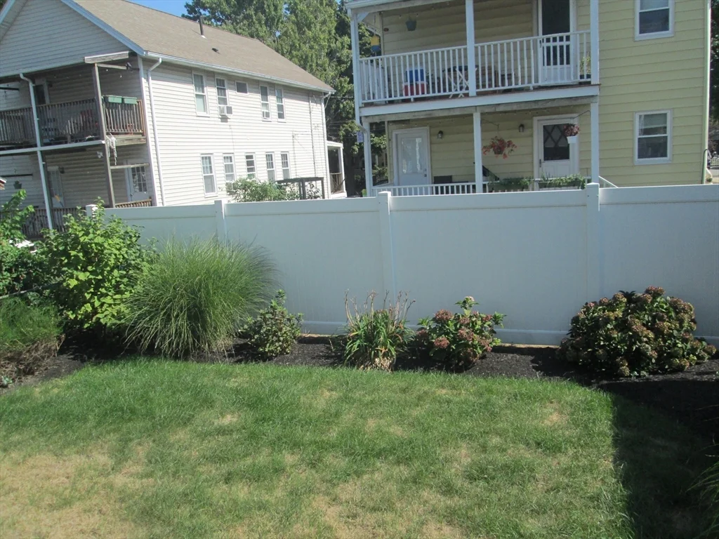 81 Webster St, Arlington
