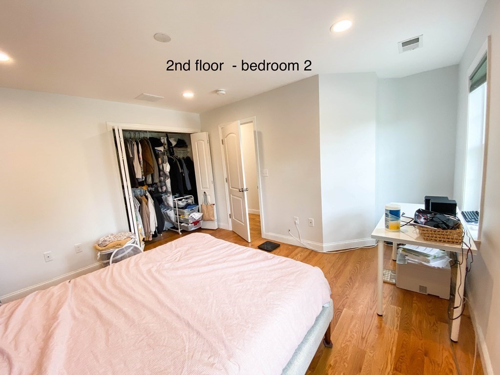 28 Woodruff Ave, Medford