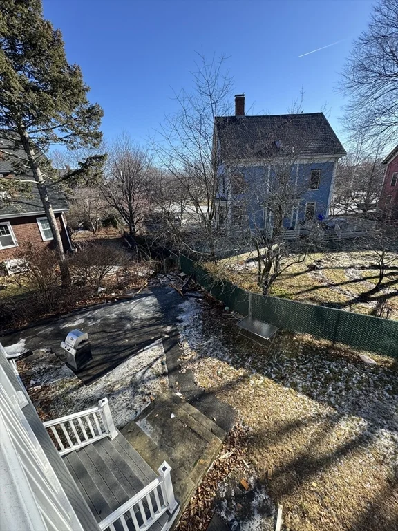 98 Lafayette Park, Lynn