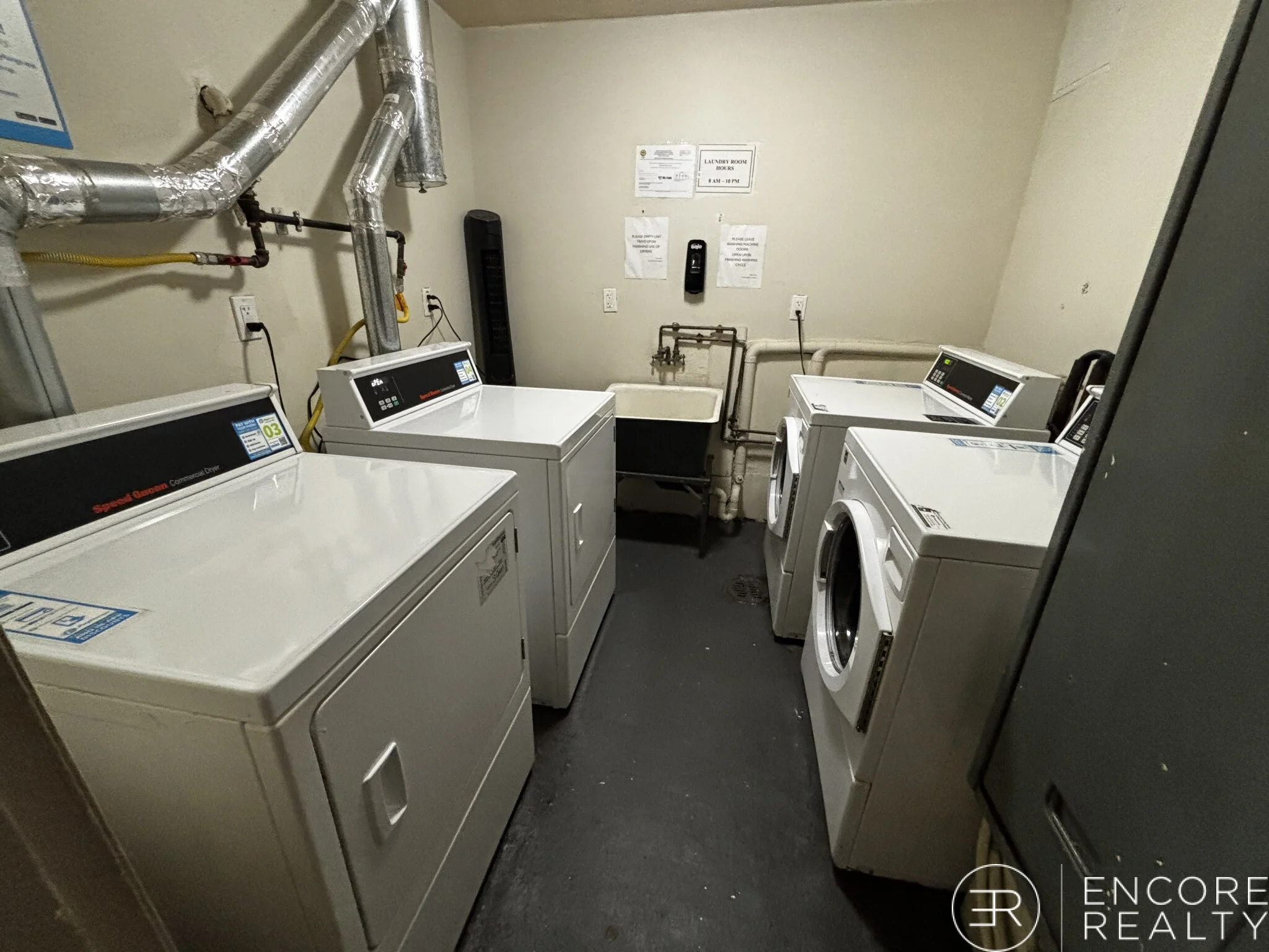 84 Gardner St, Allston