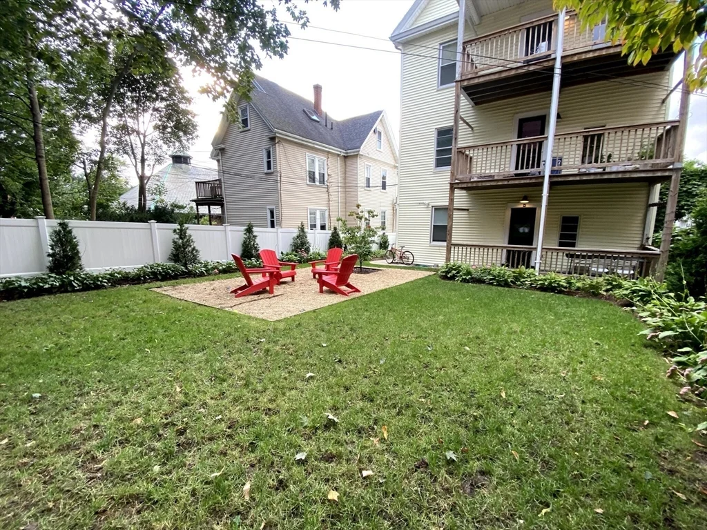 9 Wenham, Jamaica Plain