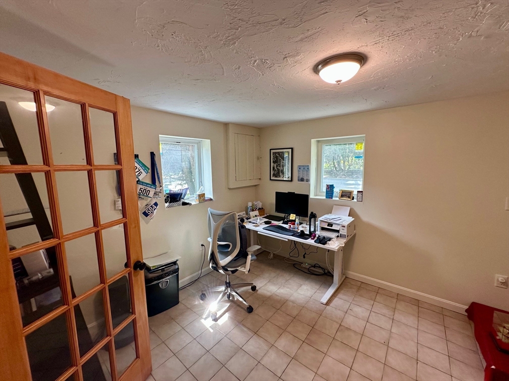 57 Maurice St, Medford