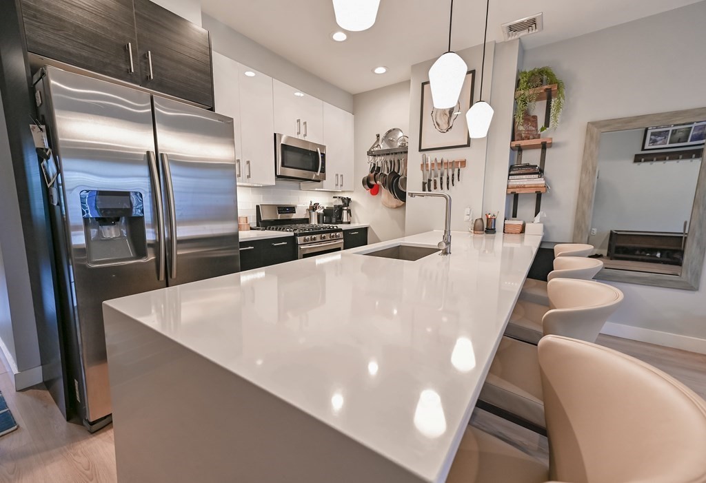 85 Everett St, East Boston