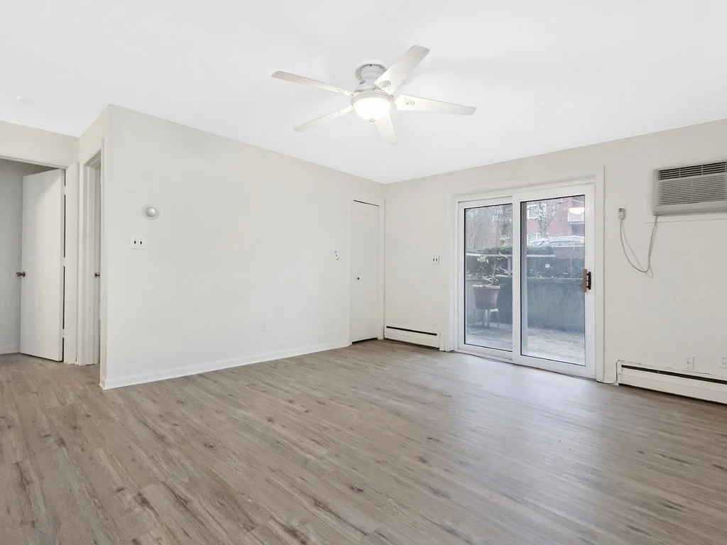 60 Lionel Ave, Waltham