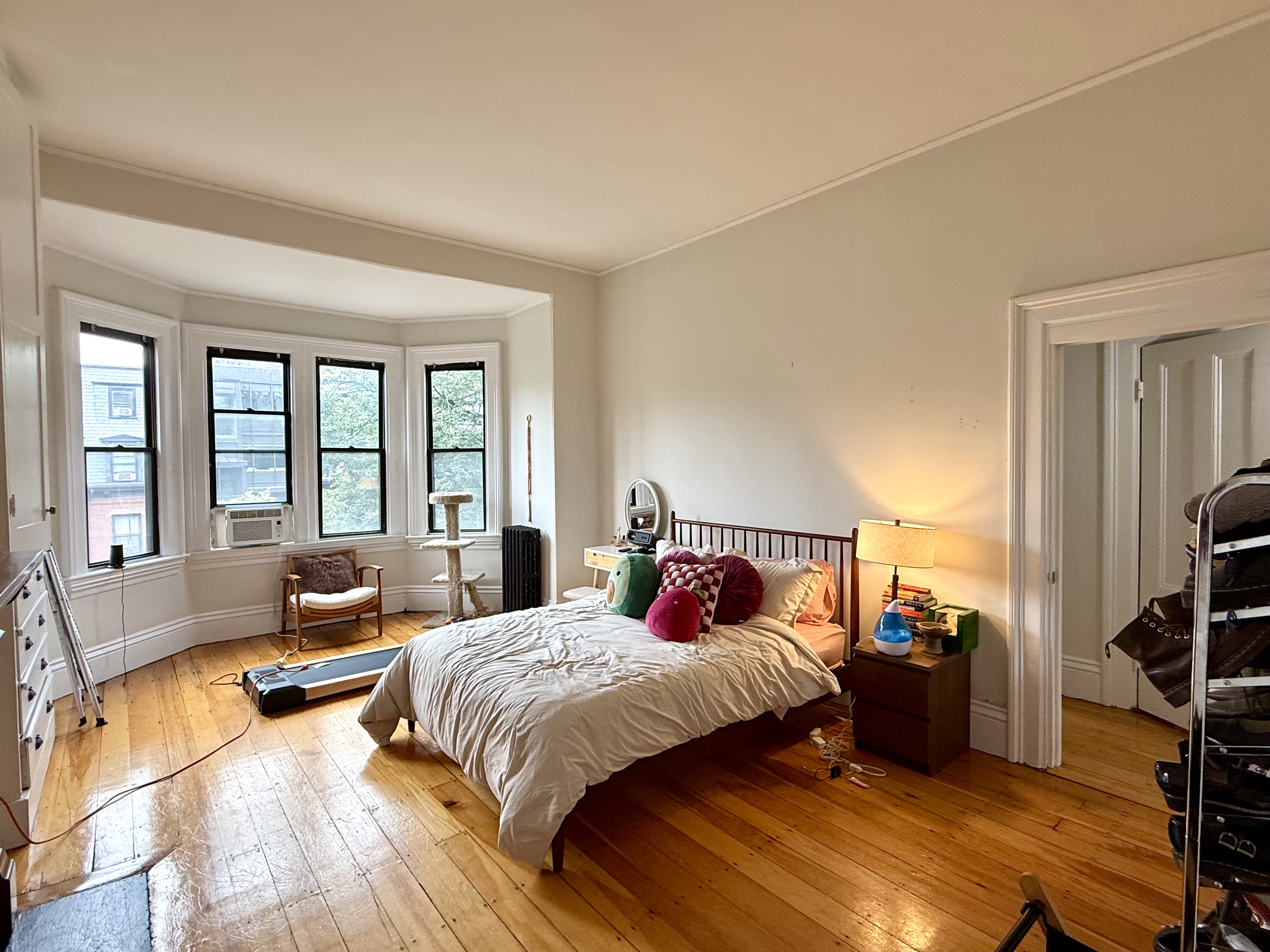 354 Marlborough St, Back Bay