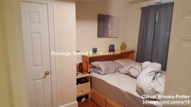 881 Massachusetts Ave, Central Square