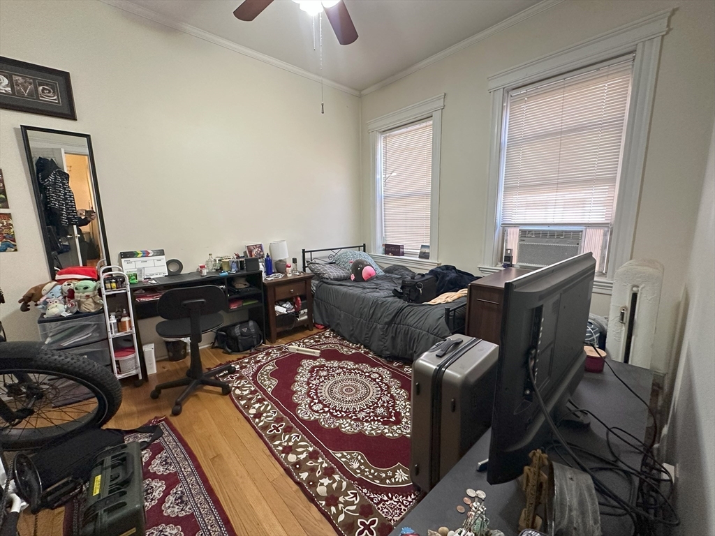 25 Queensberry St, Fenway