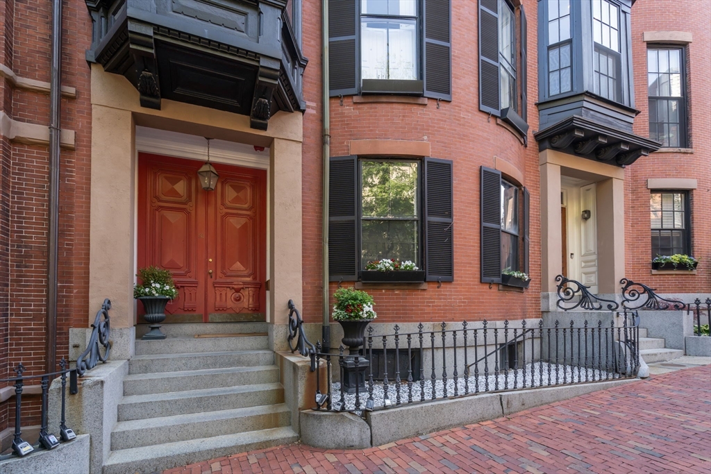 30 Hancock St, Beacon Hill