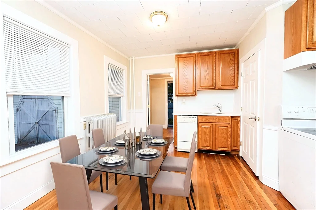 30 Sheppard Ave, Braintree