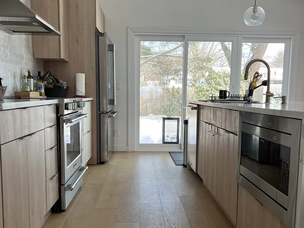 17 Margaret Rd, Stoneham