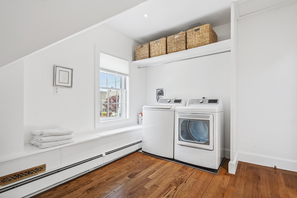 101 Elm St, Marblehead