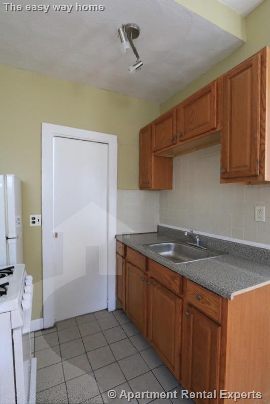 58 Vinal Ave, Prospect Hill