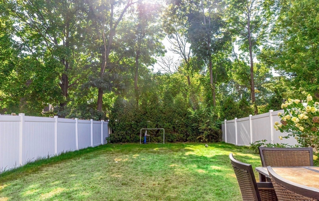 75 Bourne St, Newton