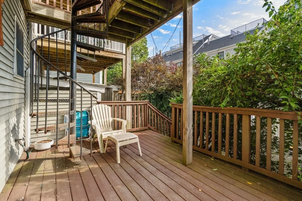 166 O St, South Boston