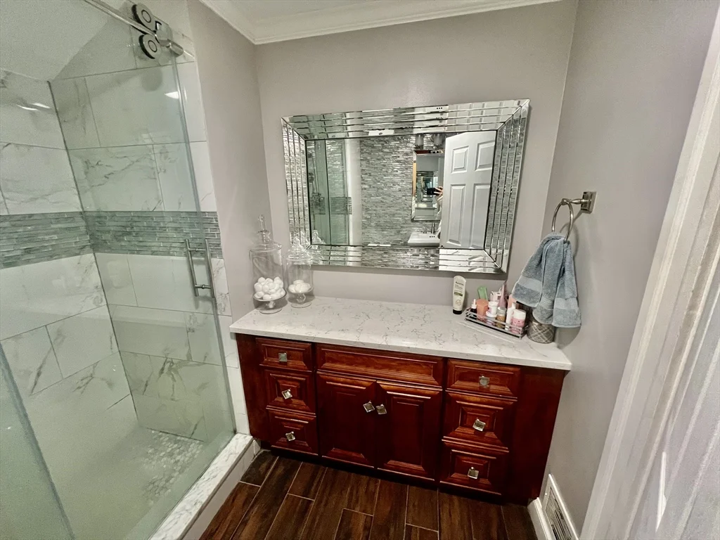 41 Pearl St, Everett