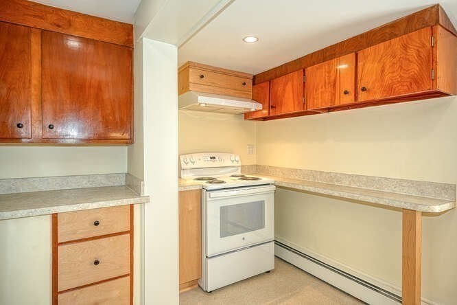 367 Bishop St, Framingham