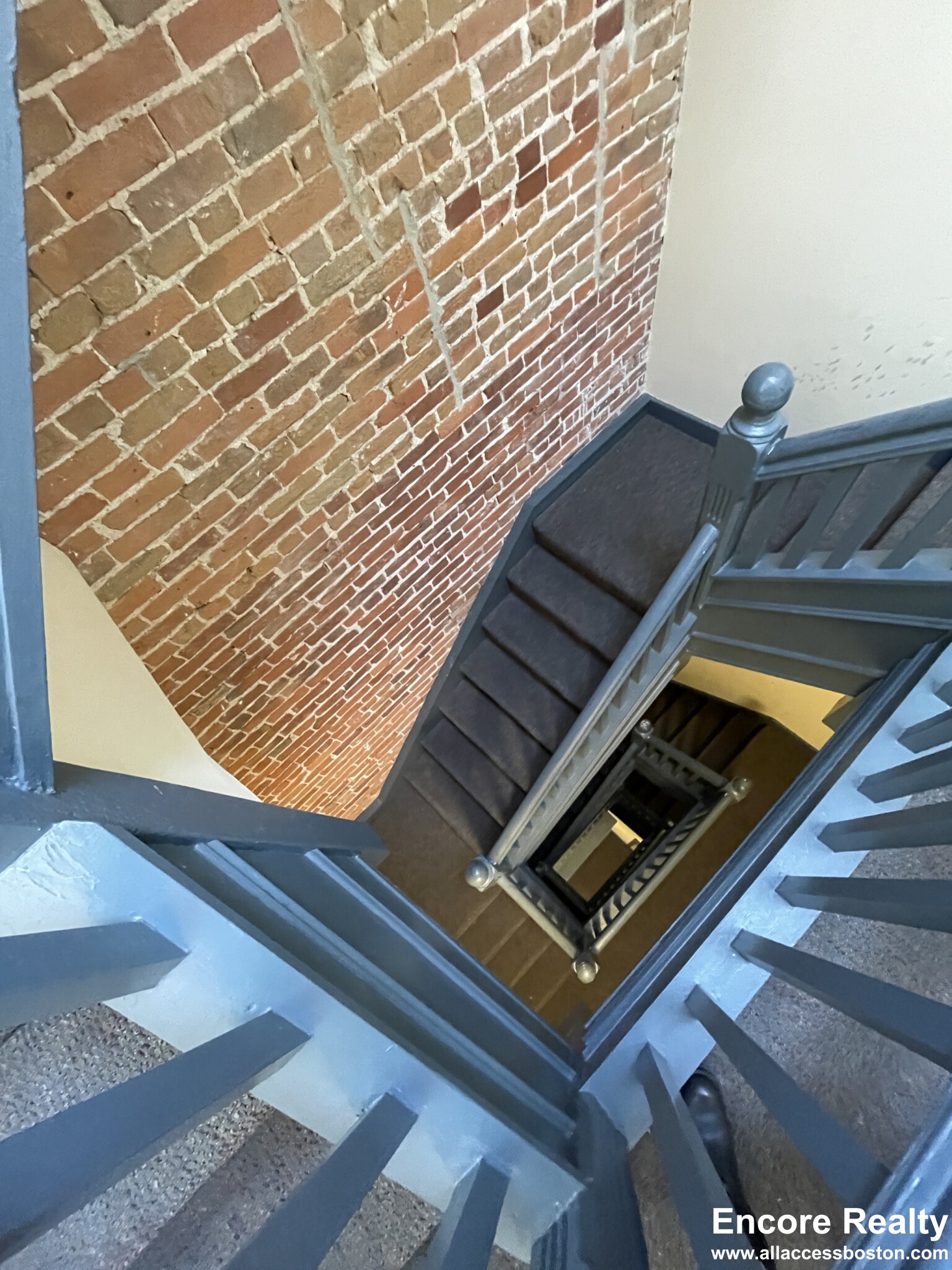 28 Symphony Rd, Fenway