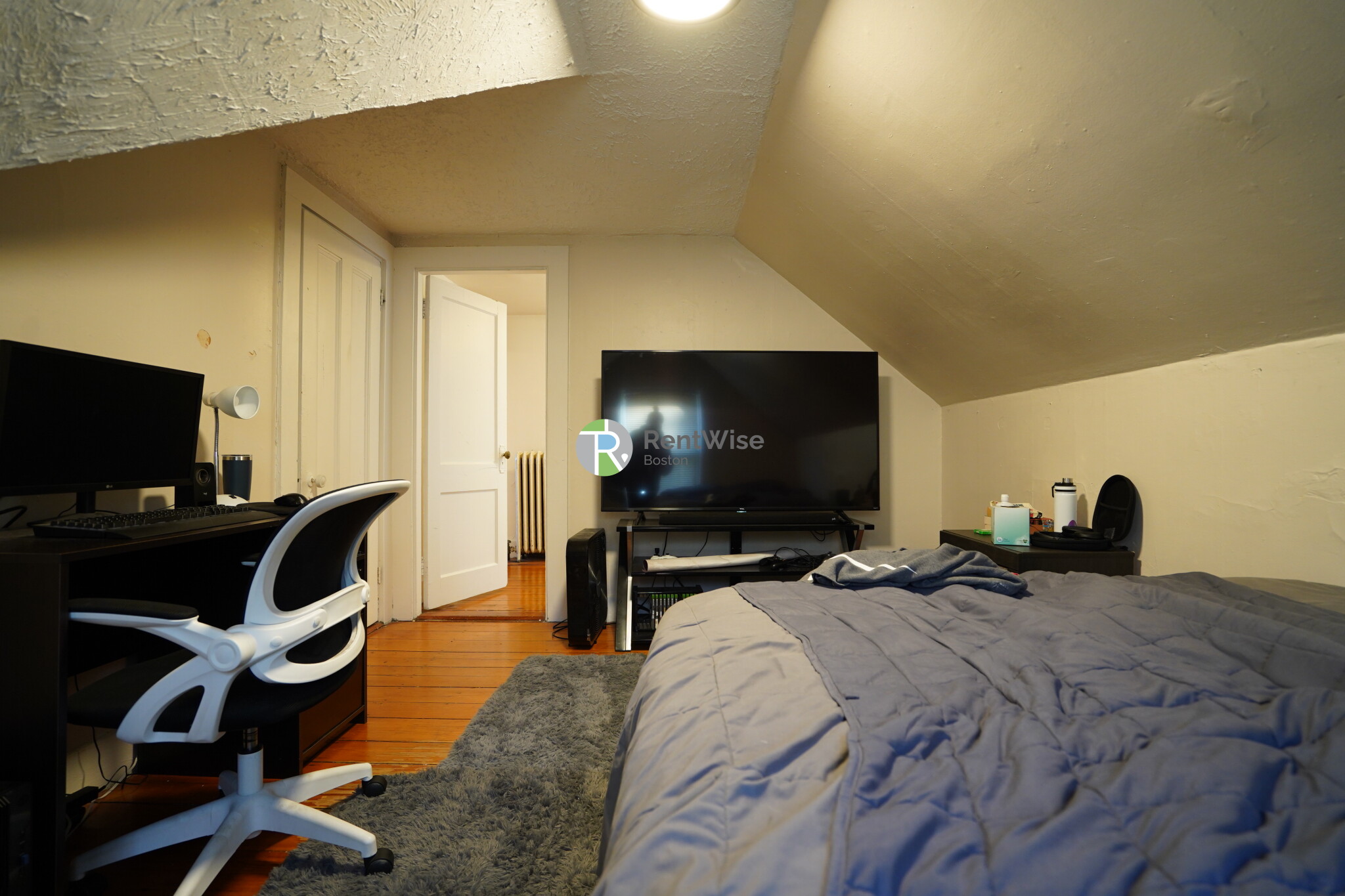 25 Pratt St, Allston