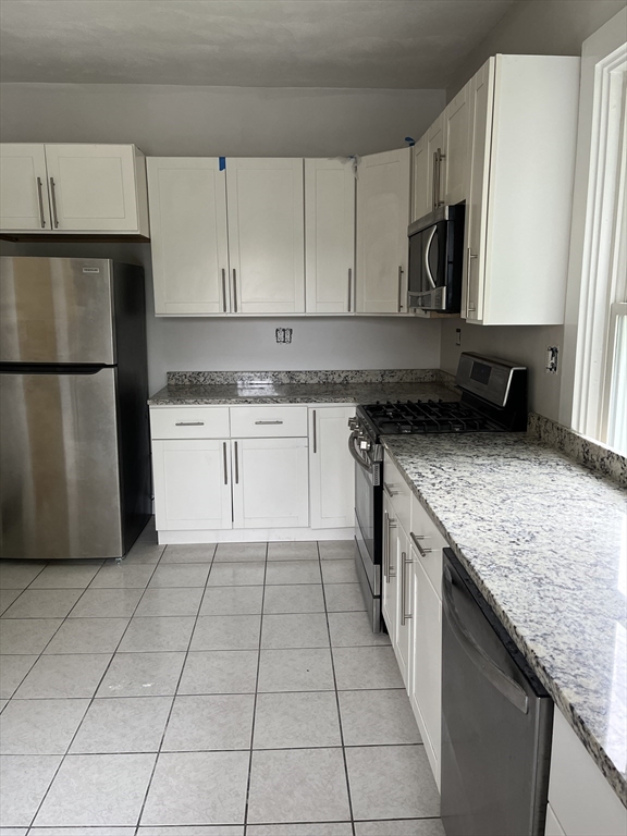 29 Lincoln St, Stoneham