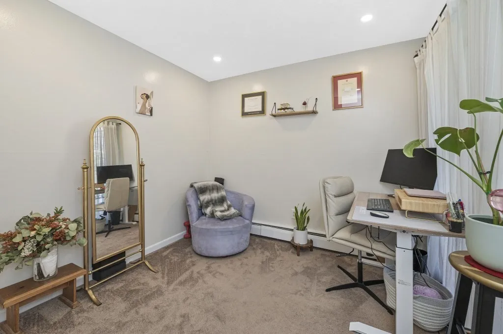 144 Kenrick St, Oak Square