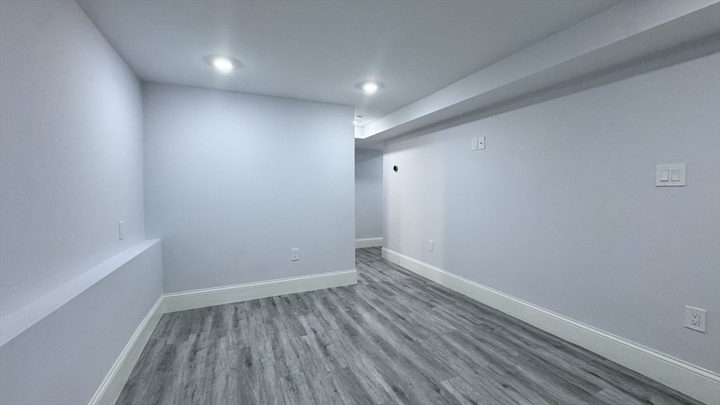 27-29 Aberdeen Rd, Somerville