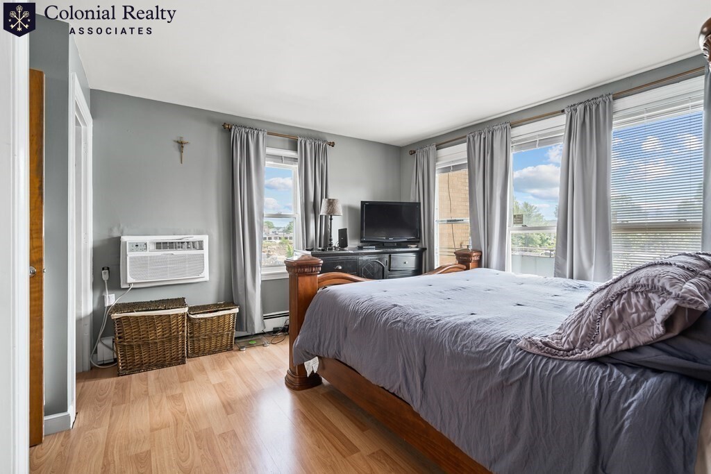 93 Silver Lake, Nonantum