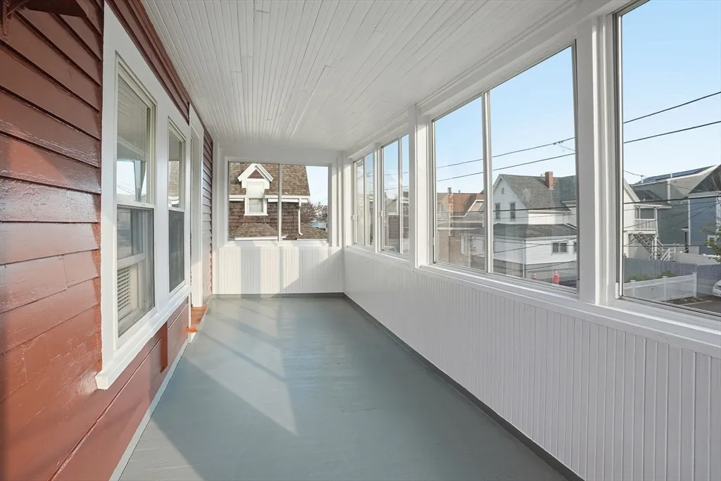 10 Charles, Winthrop