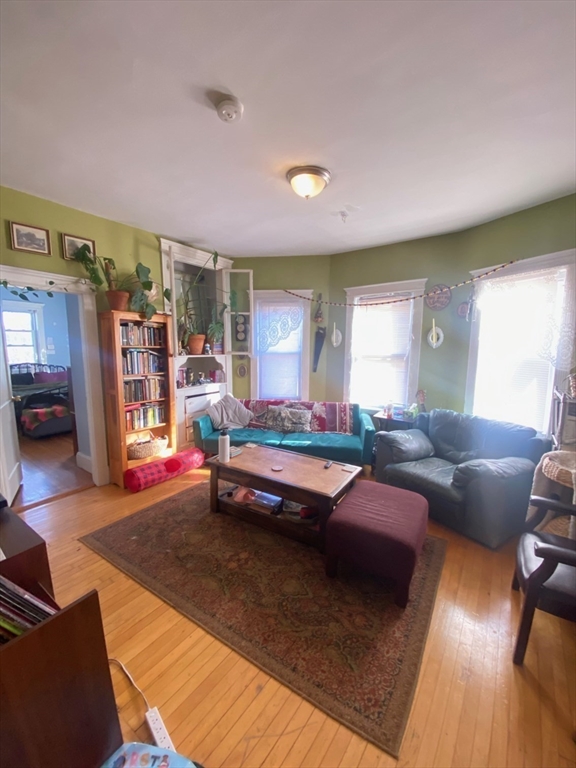 19 Arden St, Allston