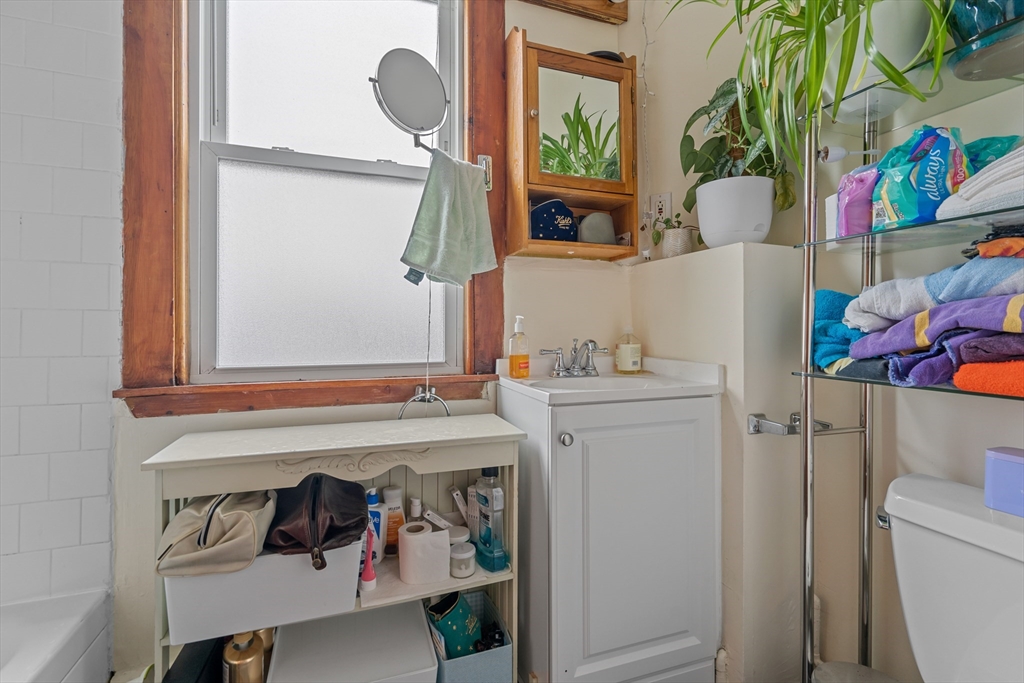 464 Somerville Ave, Ward Two