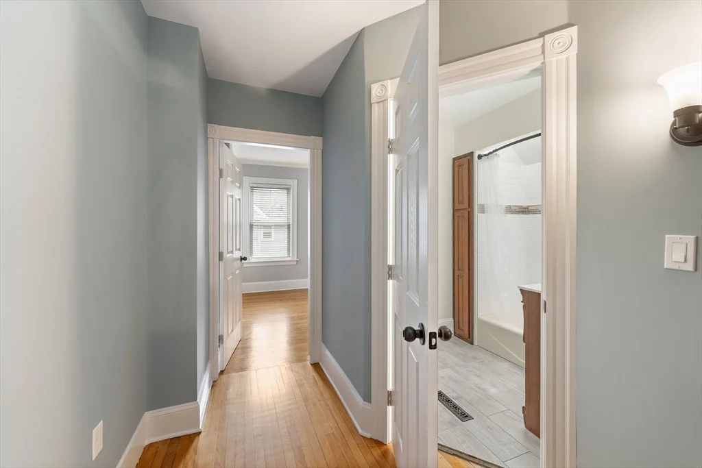 4 Prospect St, Attleboro