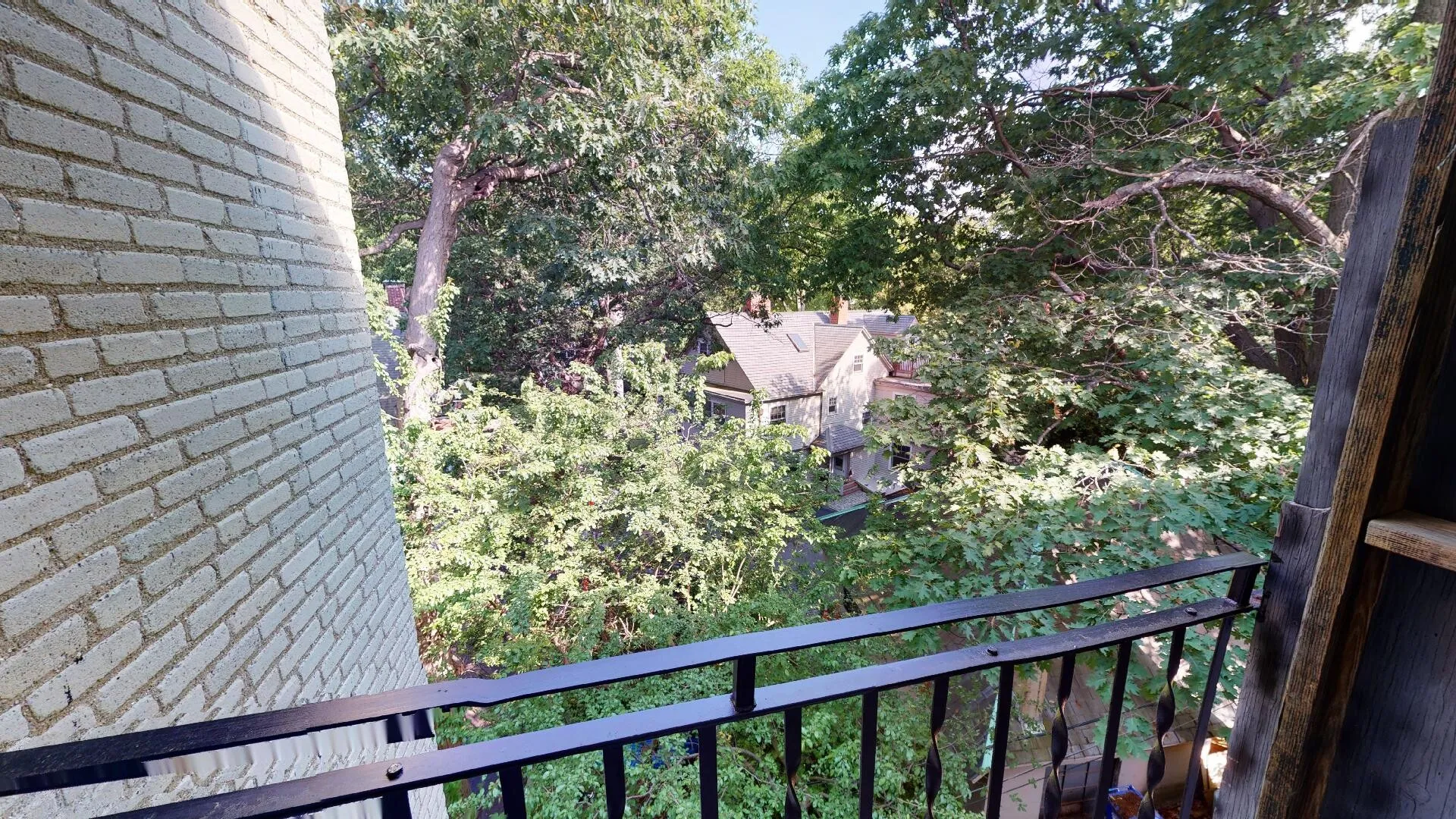 123 Sutherland Rd, Brighton