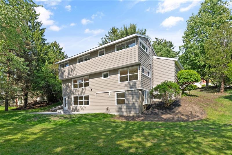 7 Thornberry Rd, Winchester